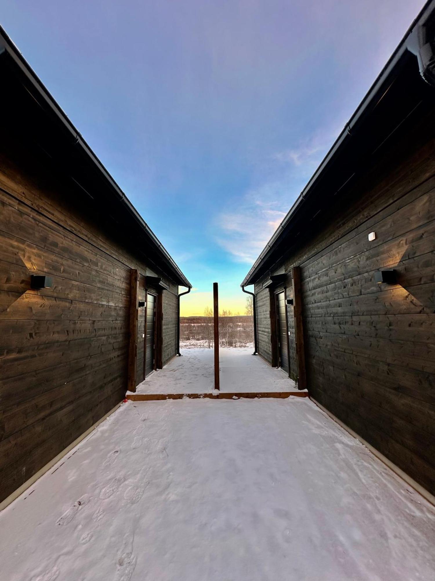 Kajo Sky Lodge 罗瓦涅米 外观 照片